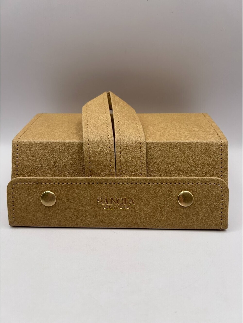 Sancia Folding Travel Sunglasses Organizer Case 3 Slot Camel Tan Womens Storage